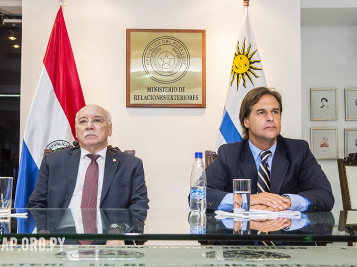 Se dictó una conferencia magistral sobre Paraguay y Uruguay en el Mercosur