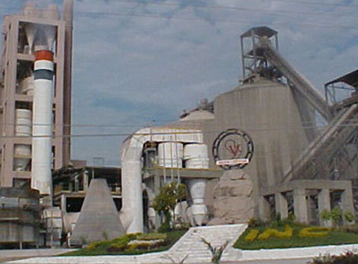 Presentan cemento de “albañilería”