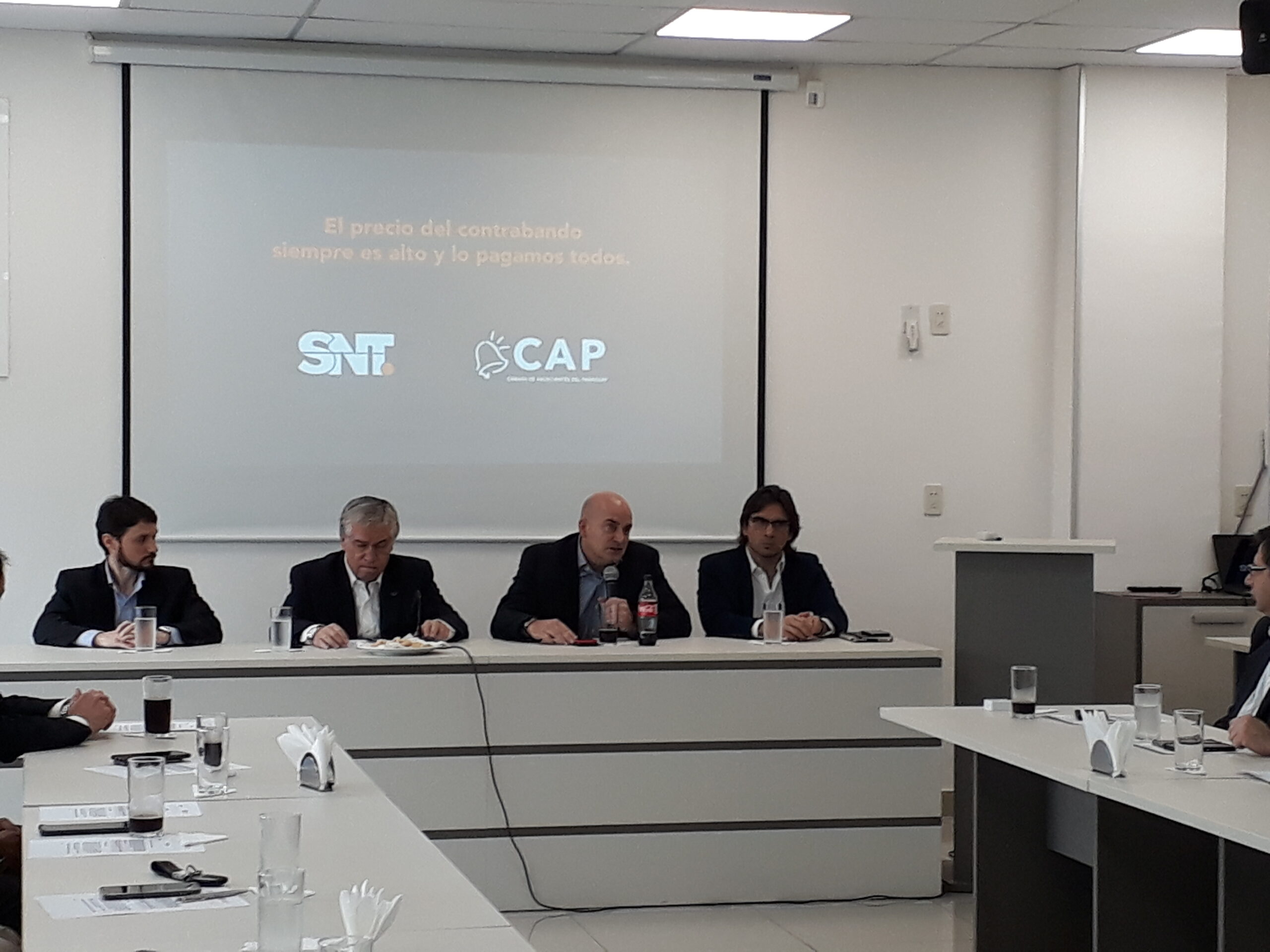 La CAP y el SNT acuerdan alianza estratégica de lucha al contrabando