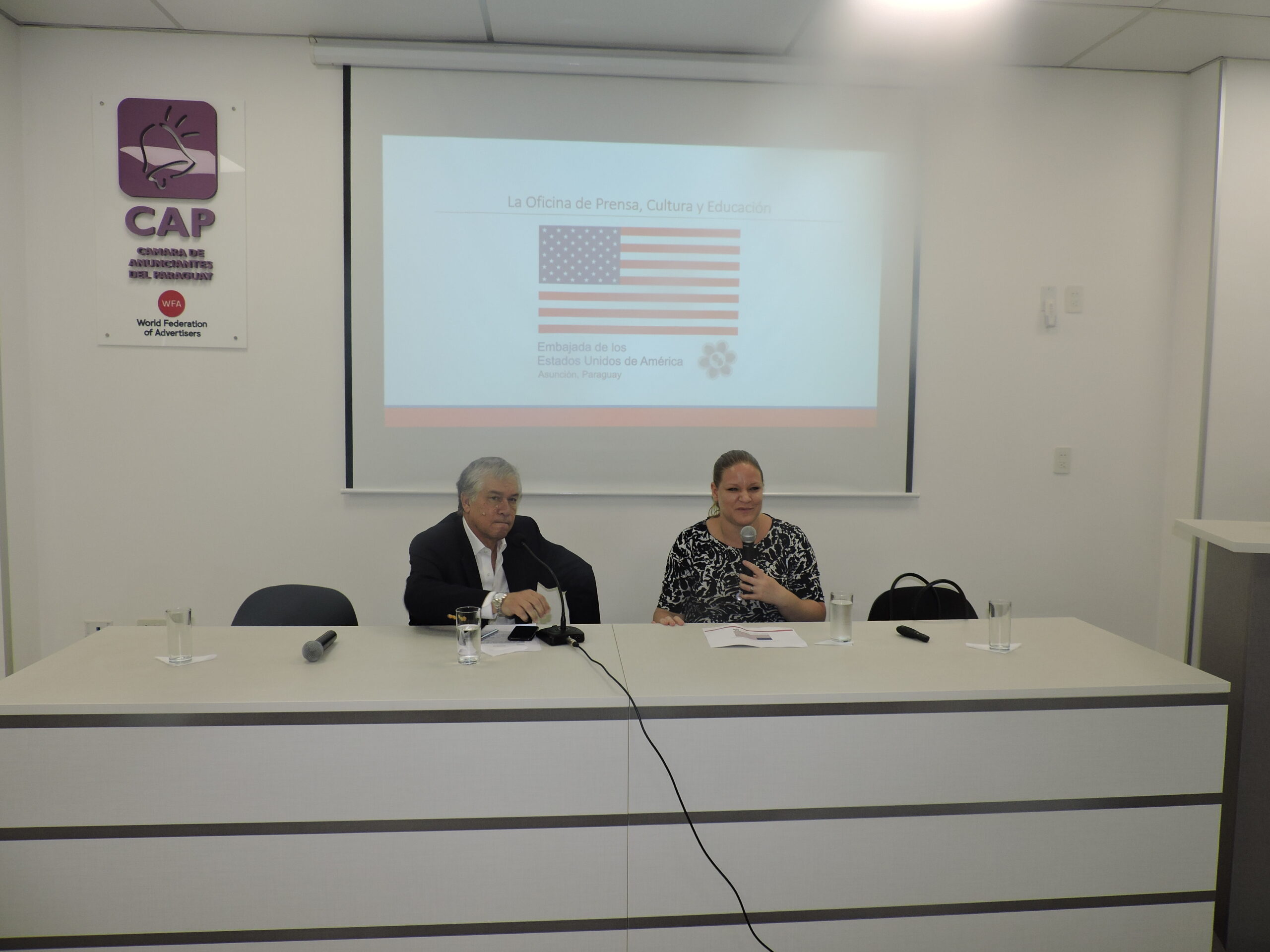 “Nos encantaría trabajar conjuntamente con el sector privado para poder ofrecer más oportunidades a todos los jóvenes paraguayos”