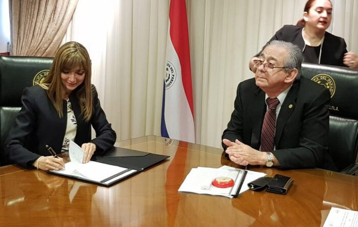 Trabajo y Corte firman convenio para optimizar trámites del área laboral