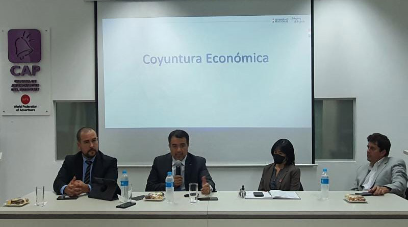 Directivos de la CAP se reúnen con Ministro de Hacienda y Viceministro de Economía
