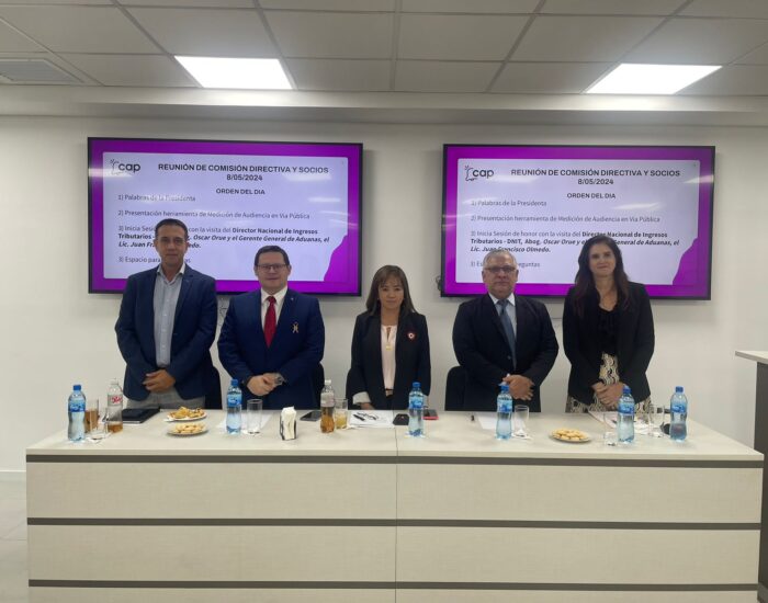 Reunión con Óscar Orué, director de la DNIT en la CAP